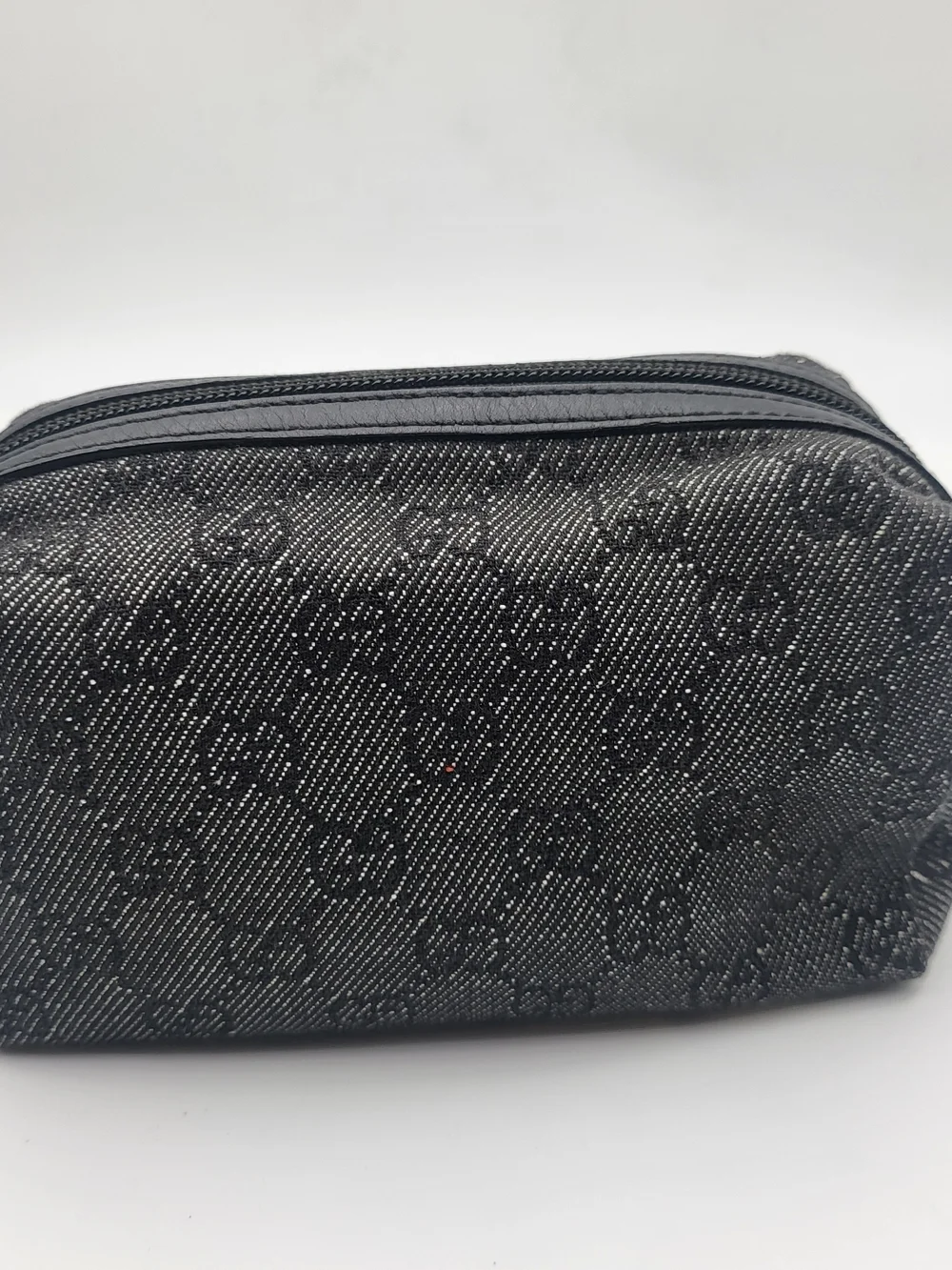 Gucci GG Denim Canvas Small Cosmetic Toiletry Pouch..Authentic. Full Set....
